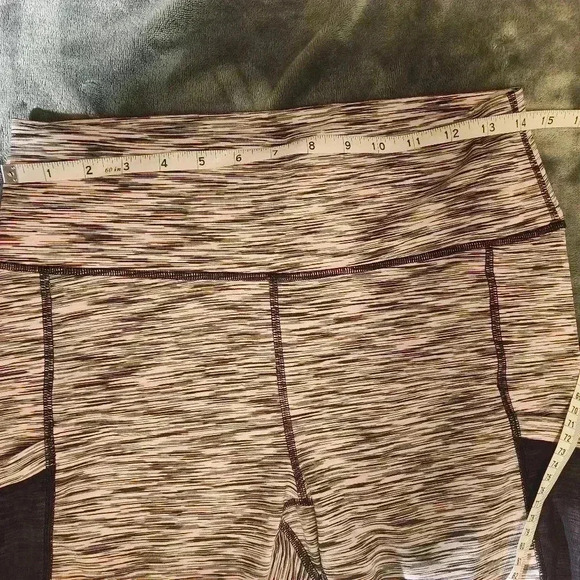 Guru G leggings, mesh pannels, see measurements, probably size large - Picture 6 of 6